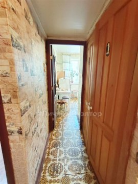 3-к квартира, 4/5 эт., 46м²