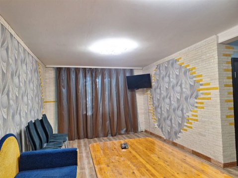 2-к квартира, 2/2 эт., 50м²