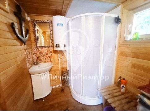 Дом 270м², участок 24 сот.