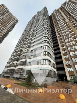 2-к квартира, 16/27 эт., 63м²